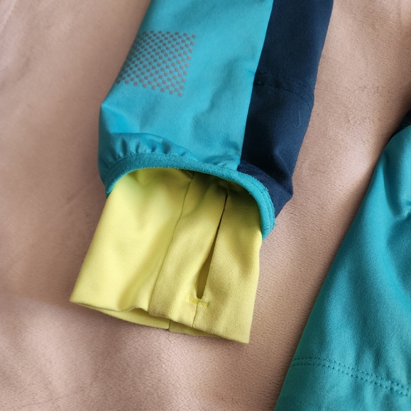 Nike Dri-Fit Running Jacket Size Medium - Picture 6 of 10